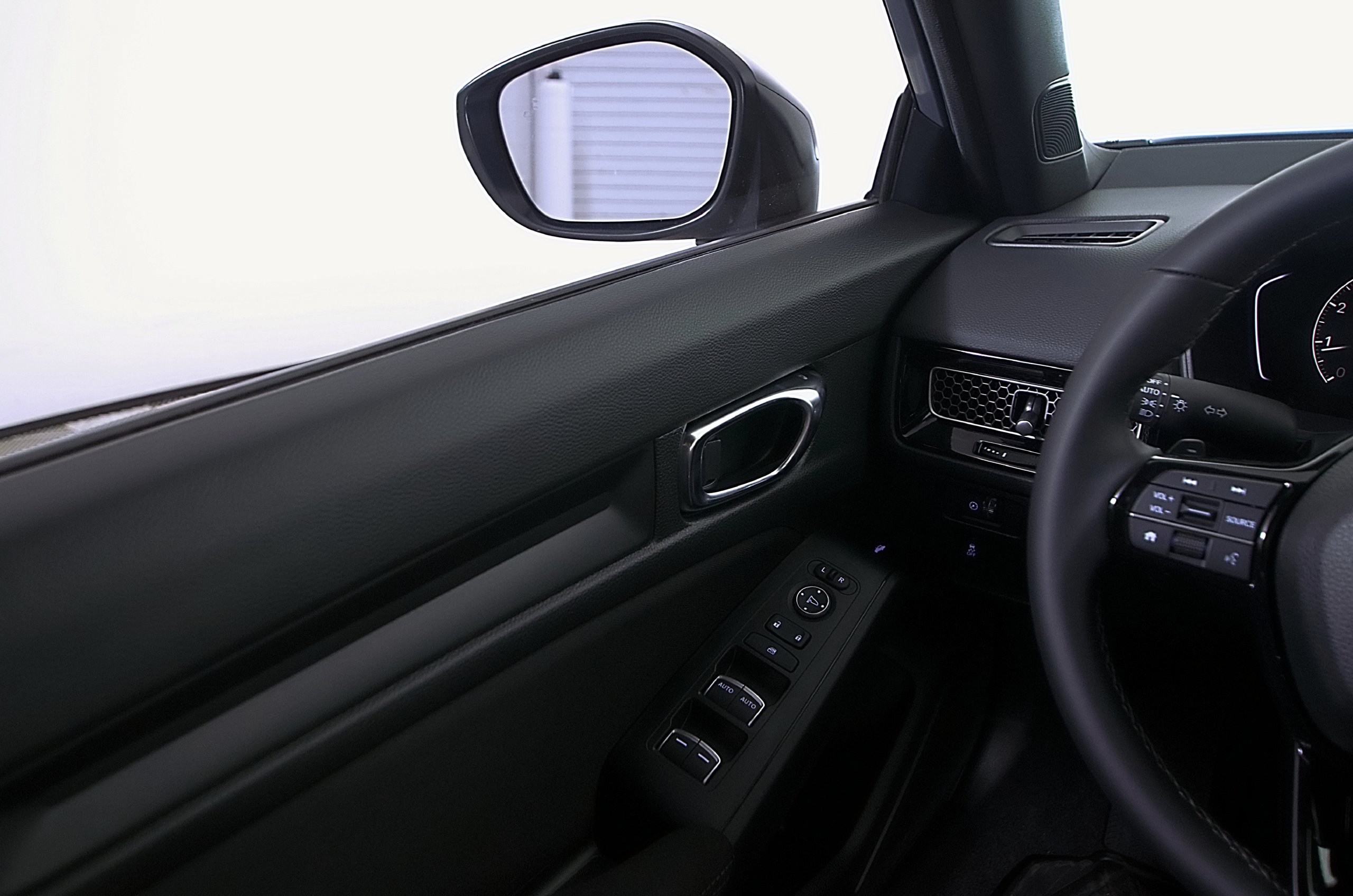 Used 2025 Honda Civic Sport image 19