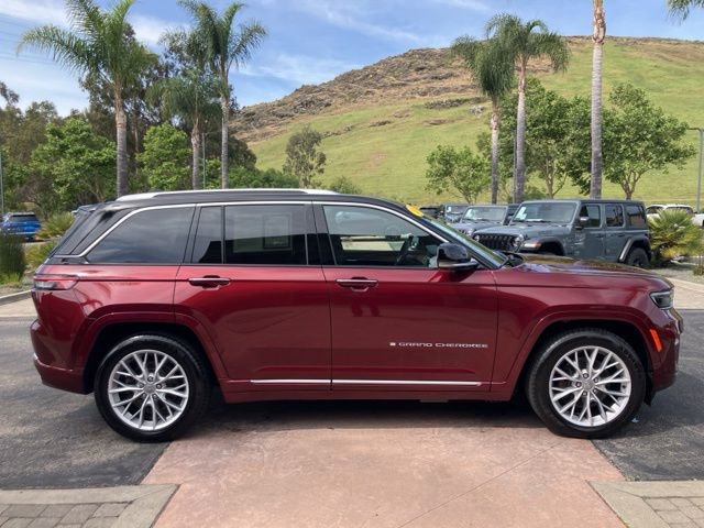 Used 2023 Jeep Grand Cherokee Summit w/ Advanced Protech Group IV image 5