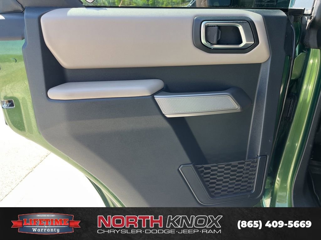Used 2023 Ford Bronco Wildtrak image 14