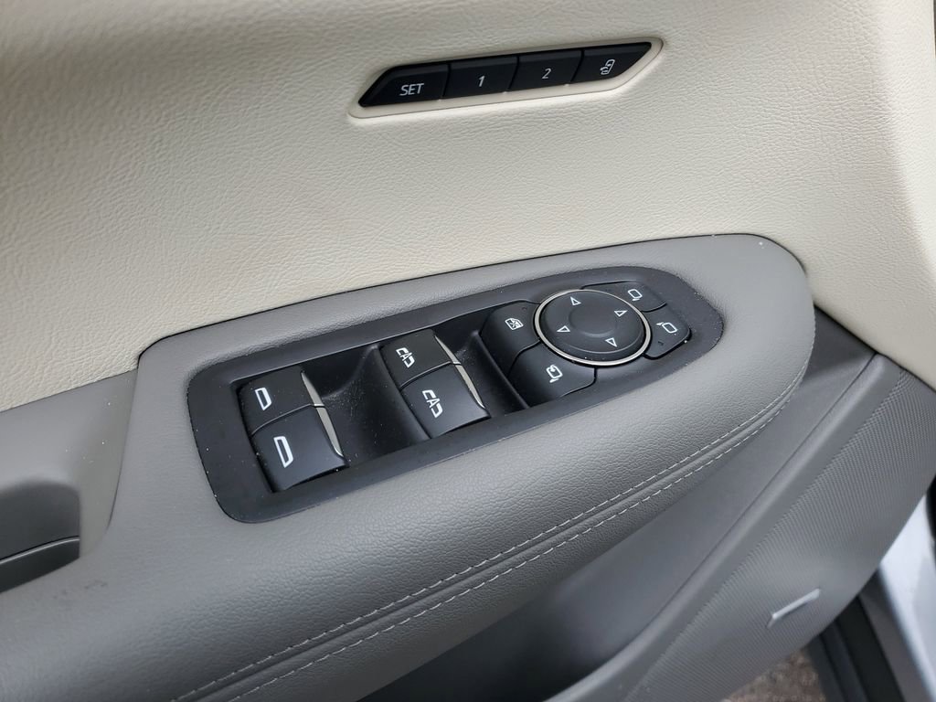 Certified 2024 Cadillac XT6 Premium Luxury w/ LPO, Floor Liner Package image 21