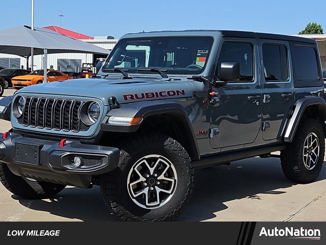 Used 2024 Jeep Wrangler Unlimited Rubicon w/ Convenience Group