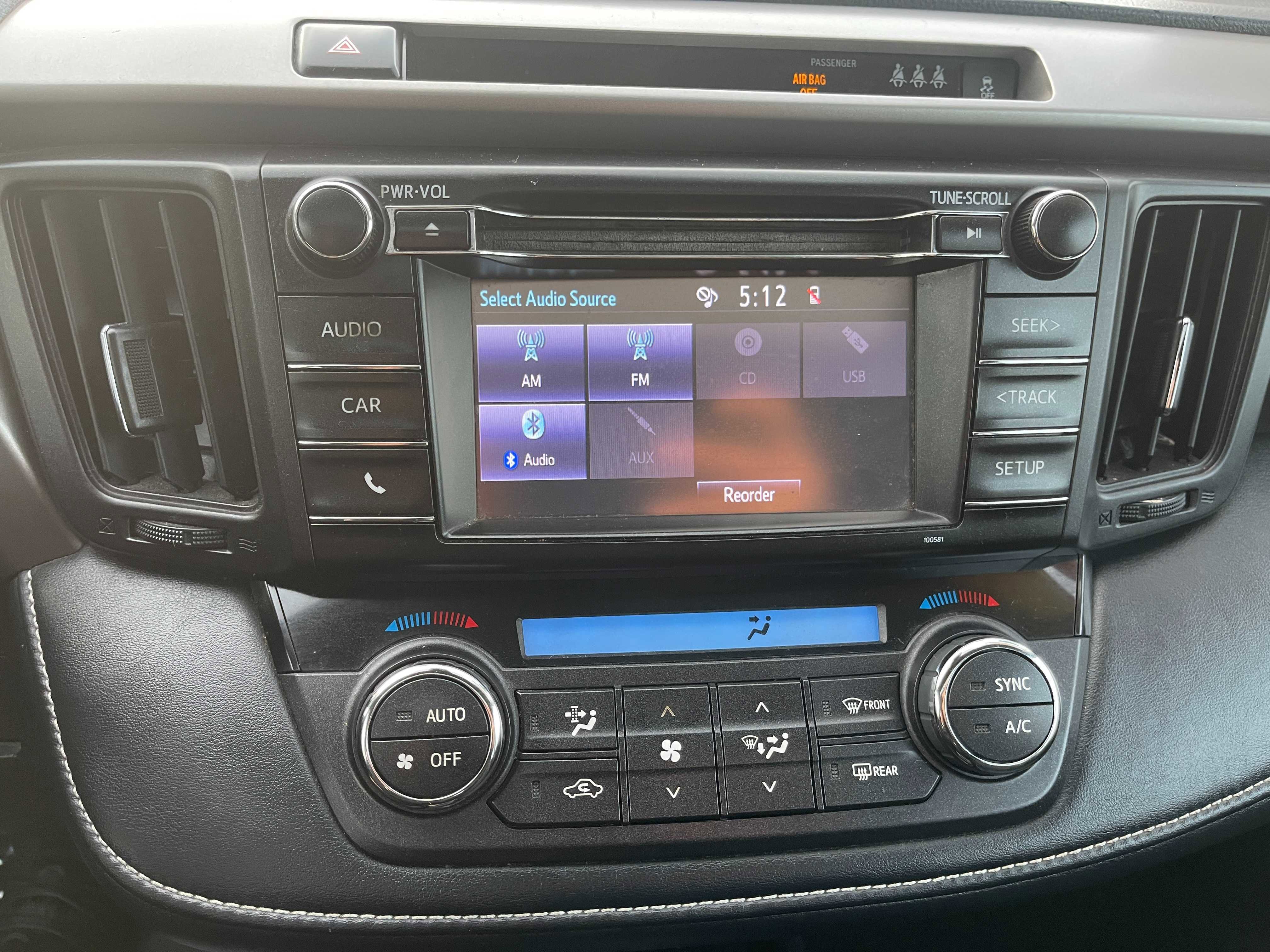 Used 2018 Toyota RAV4 XLE image 21