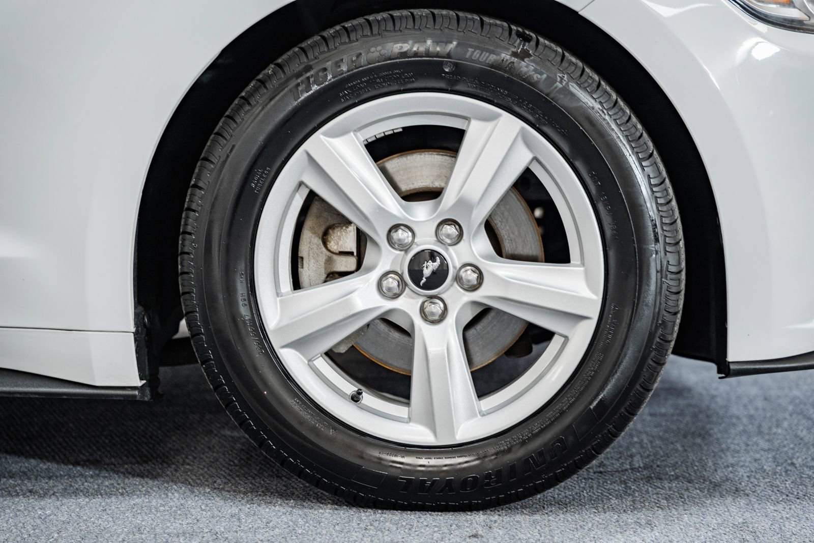 Certified 2017 Ford Mustang Coupe image 13