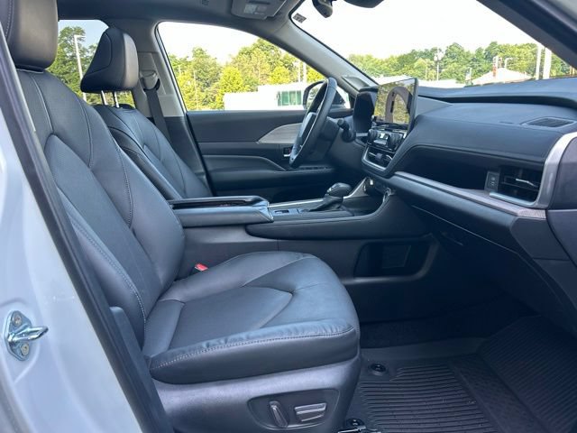 Certified 2025 Toyota Grand Highlander AWD image 22