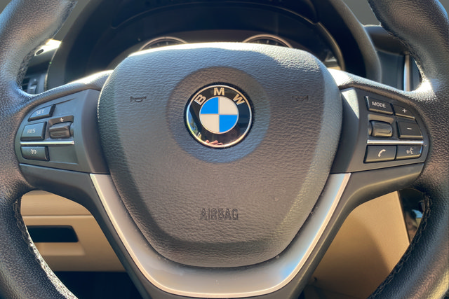 Used 2016 BMW X3 xDrive28i AWD/4WD image 16