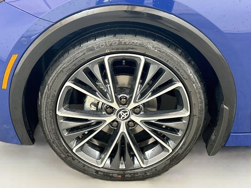 New 2026 Toyota Prius Limited w/ Limited Premium Package FWD image 29