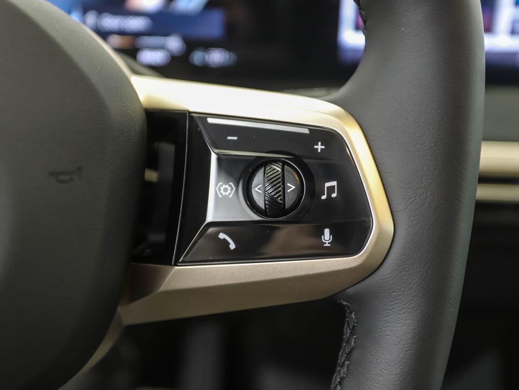 Used 2026 BMW iX xDrive60 w/ Premium Package image 13