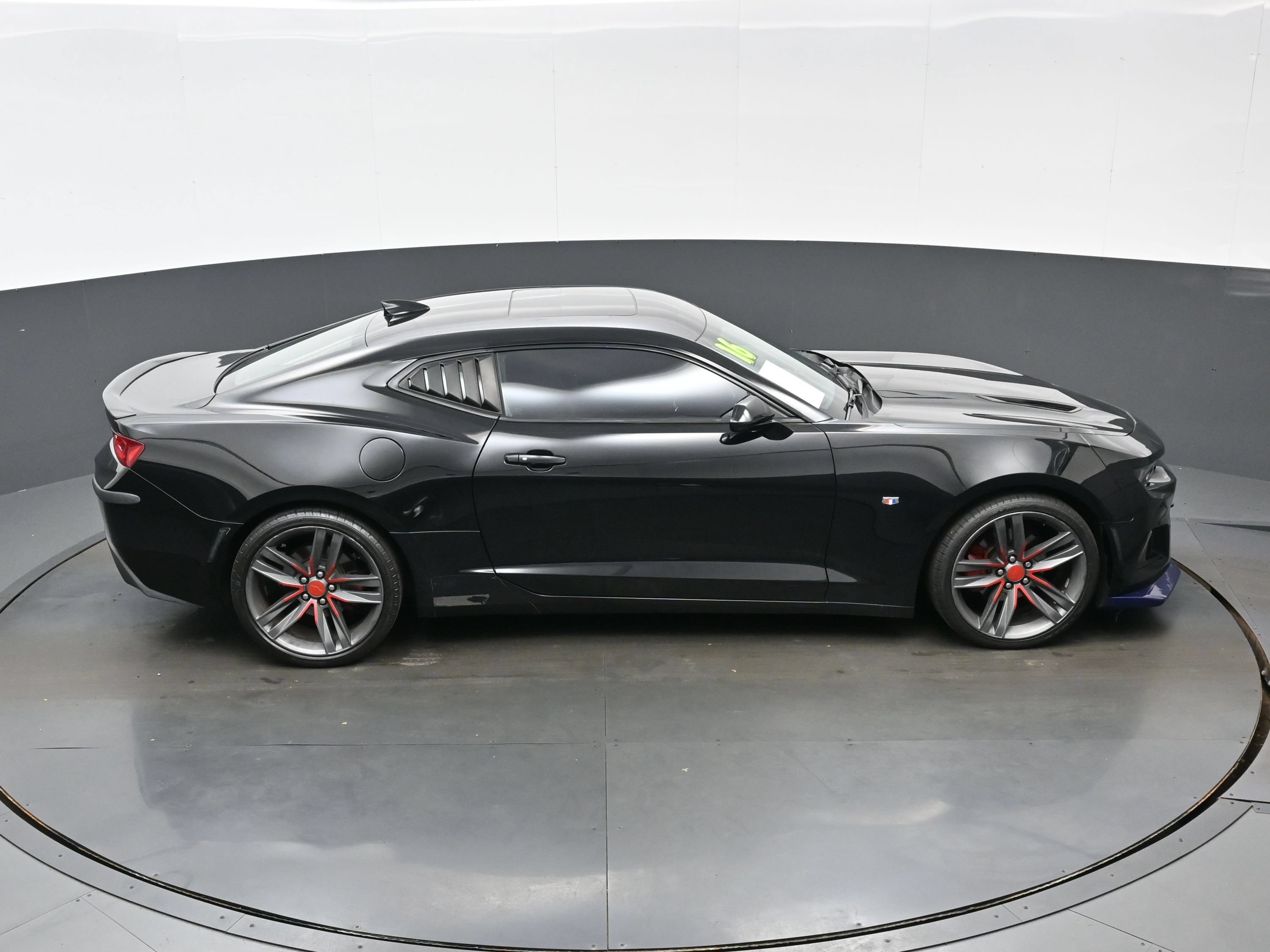 Used 2016 Chevrolet Camaro LT w/ RS Package RWD image 41