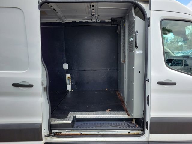 Used 2020 Ford Transit 250 Medium Roof w/ Load Area Protection Package image 8