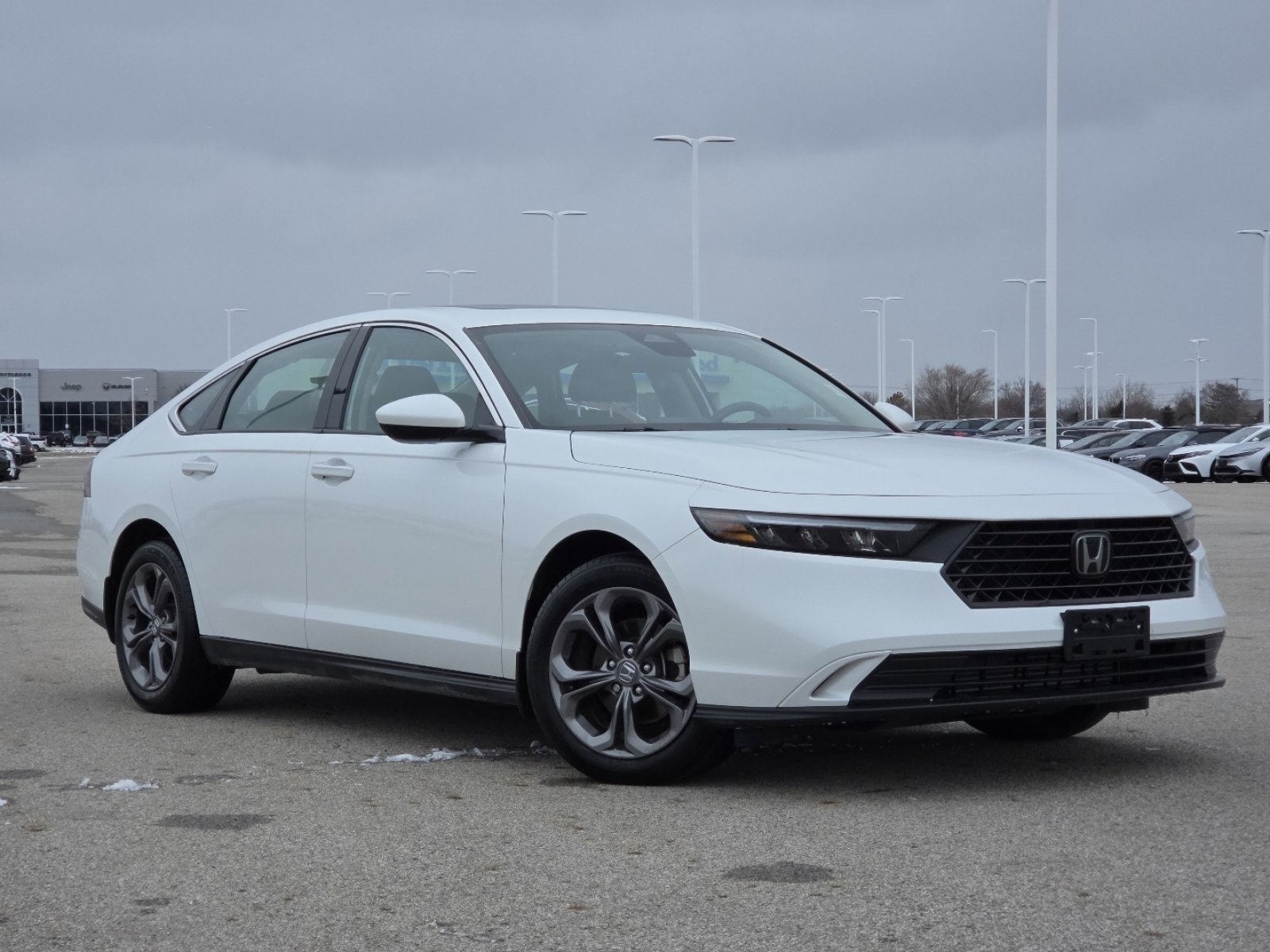 Used 2024 Honda Accord EX image 2