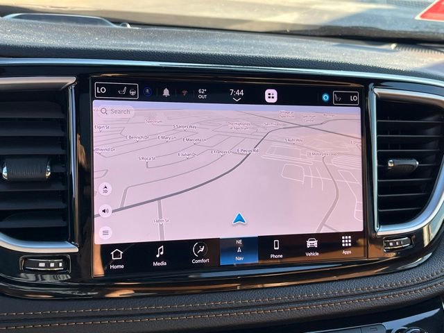 Used 2023 Chrysler Pacifica Pinnacle image 28