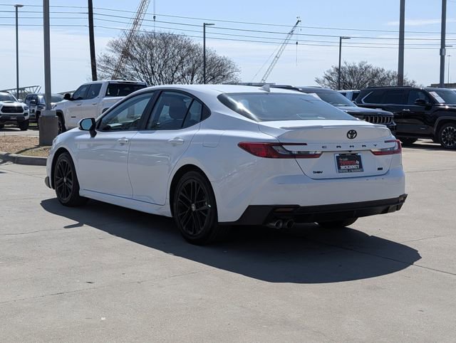 Used 2025 Toyota Camry SE w/ Convenience Package FWD image 8