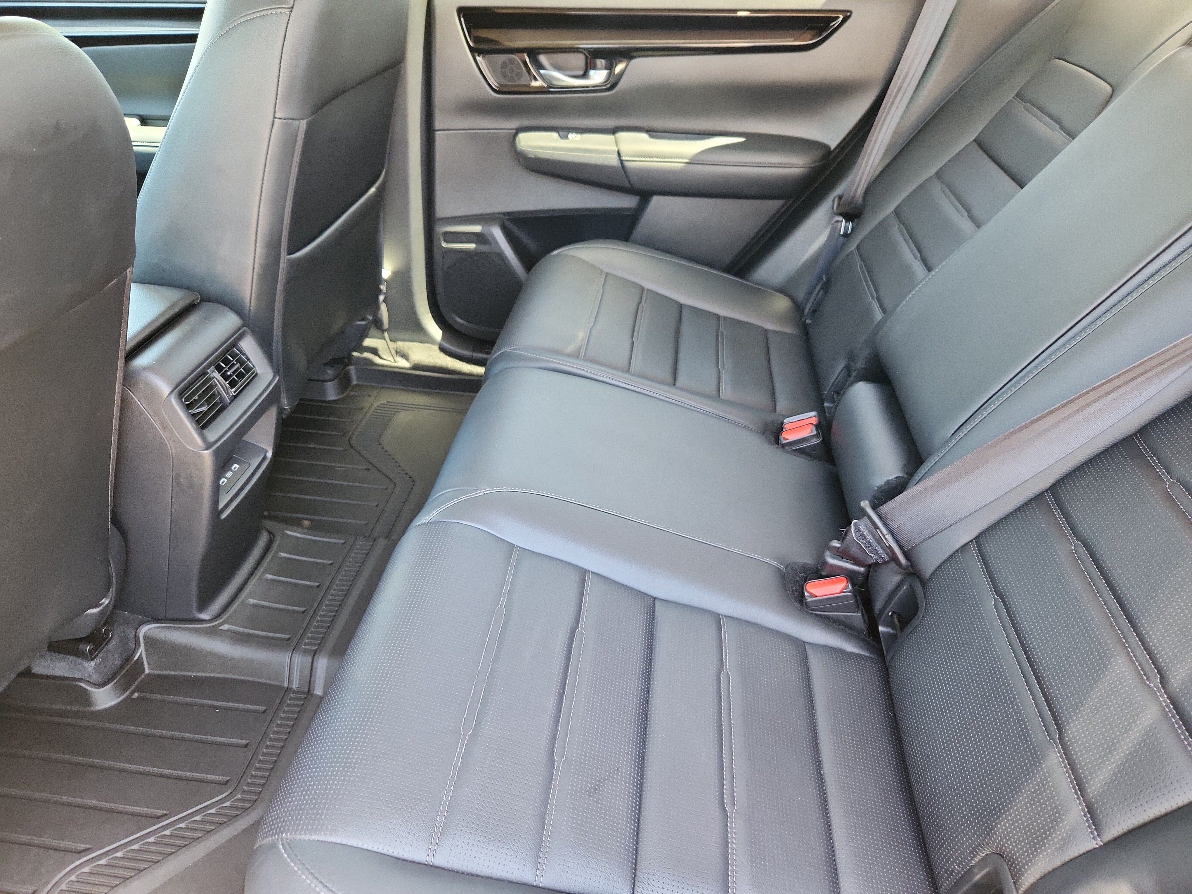 Used 2024 Honda CR-V EX-L image 11