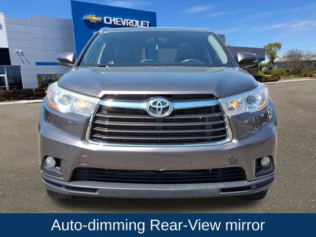 Used 2016 Toyota Highlander XLE AWD/4WD image 22