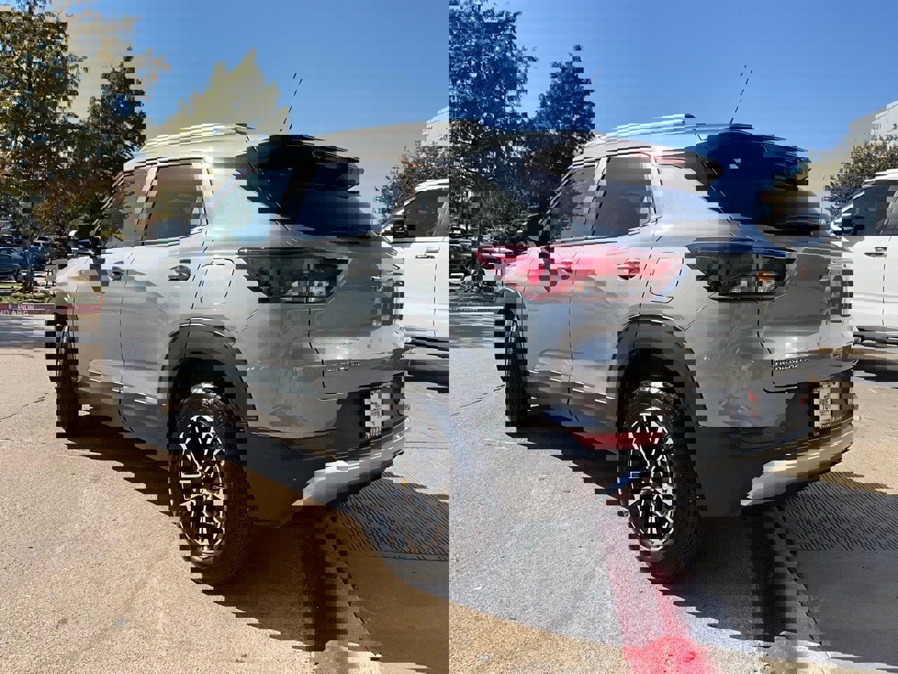 Used 2025 Chevrolet TrailBlazer LT image 8