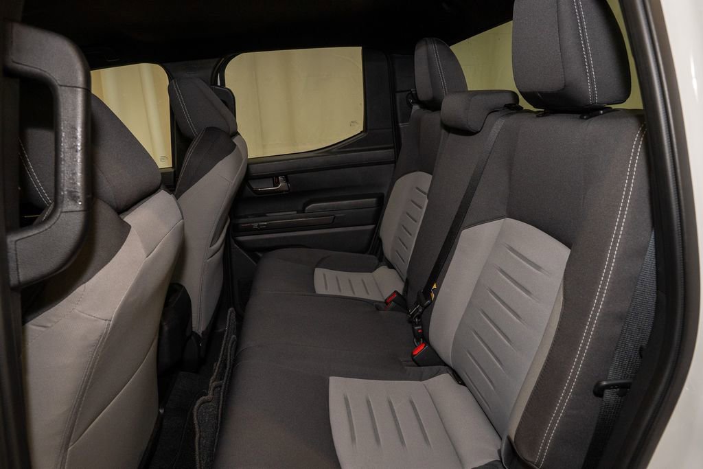 Certified 2025 Toyota Tacoma TRD Off-Road image 8