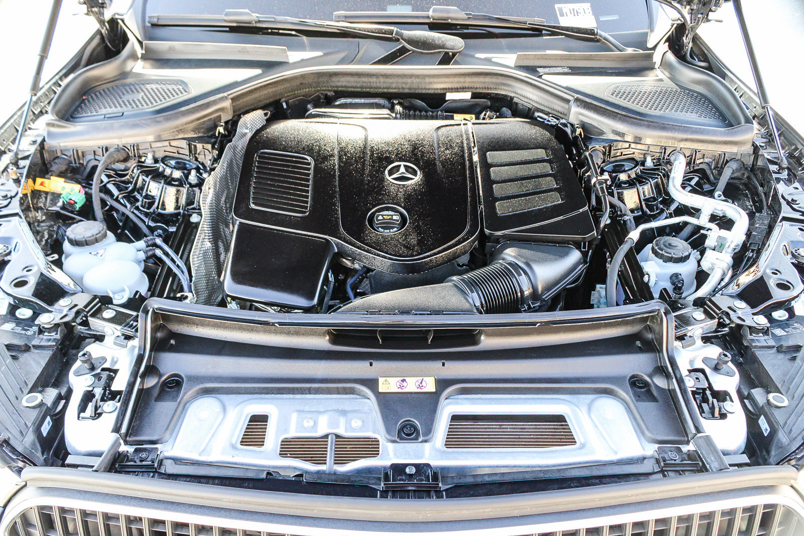 Certified 2025 Mercedes-Benz GLC 350e 4MATIC image 26