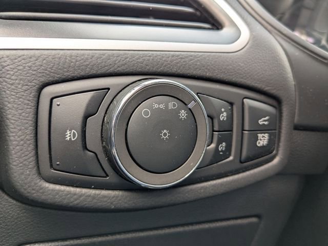 Used 2024 Ford Edge SEL w/ Convenience Package image 26