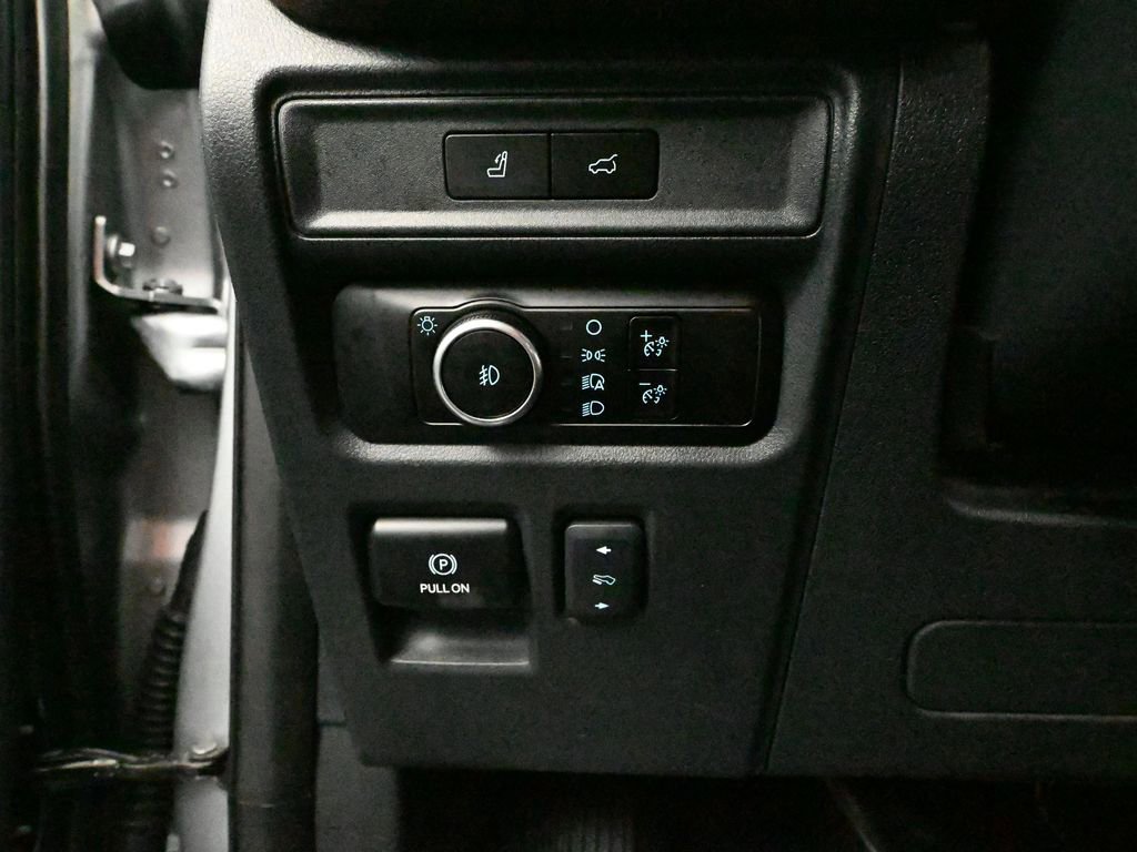 Used 2024 Ford Expedition Max Limited image 32