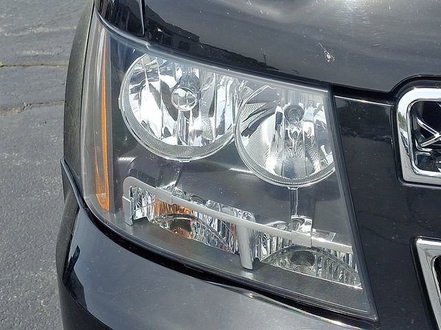 Used 2013 Chevrolet Suburban LT w/ Luxury Package image 9