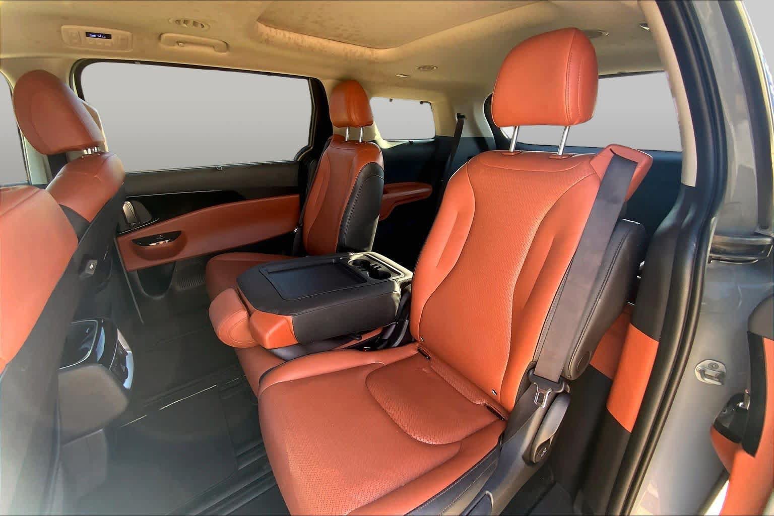 Used 2024 Kia Carnival SX Prestige FWD image 19