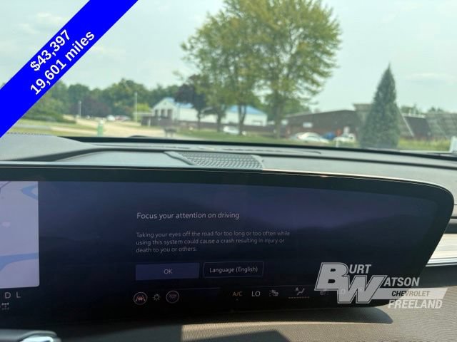 Used 2026 Buick Enclave Preferred AWD/4WD image 18