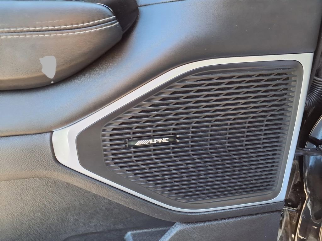 Used 2024 Jeep Wagoneer Series II w/ Flexible Seating Group image 22