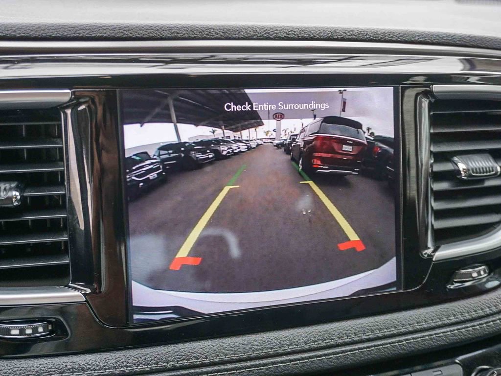 Used 2018 Chrysler Pacifica Limited FWD image 23