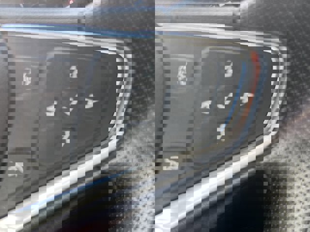 Used 2023 Chevrolet Equinox LT FWD image 14