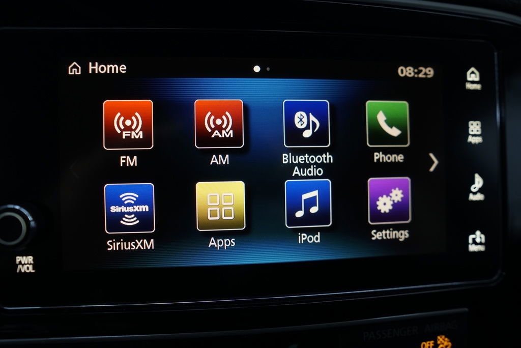 Used 2019 Mitsubishi Outlander SEL AWD/4WD image 29