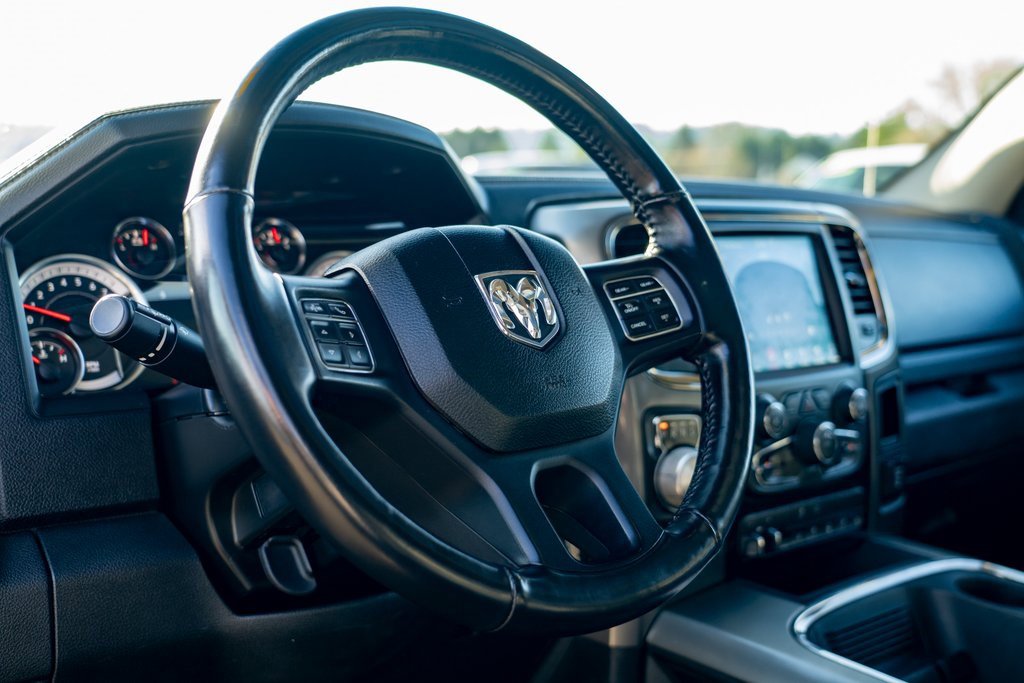 Used 2018 RAM 1500 Sport image 12