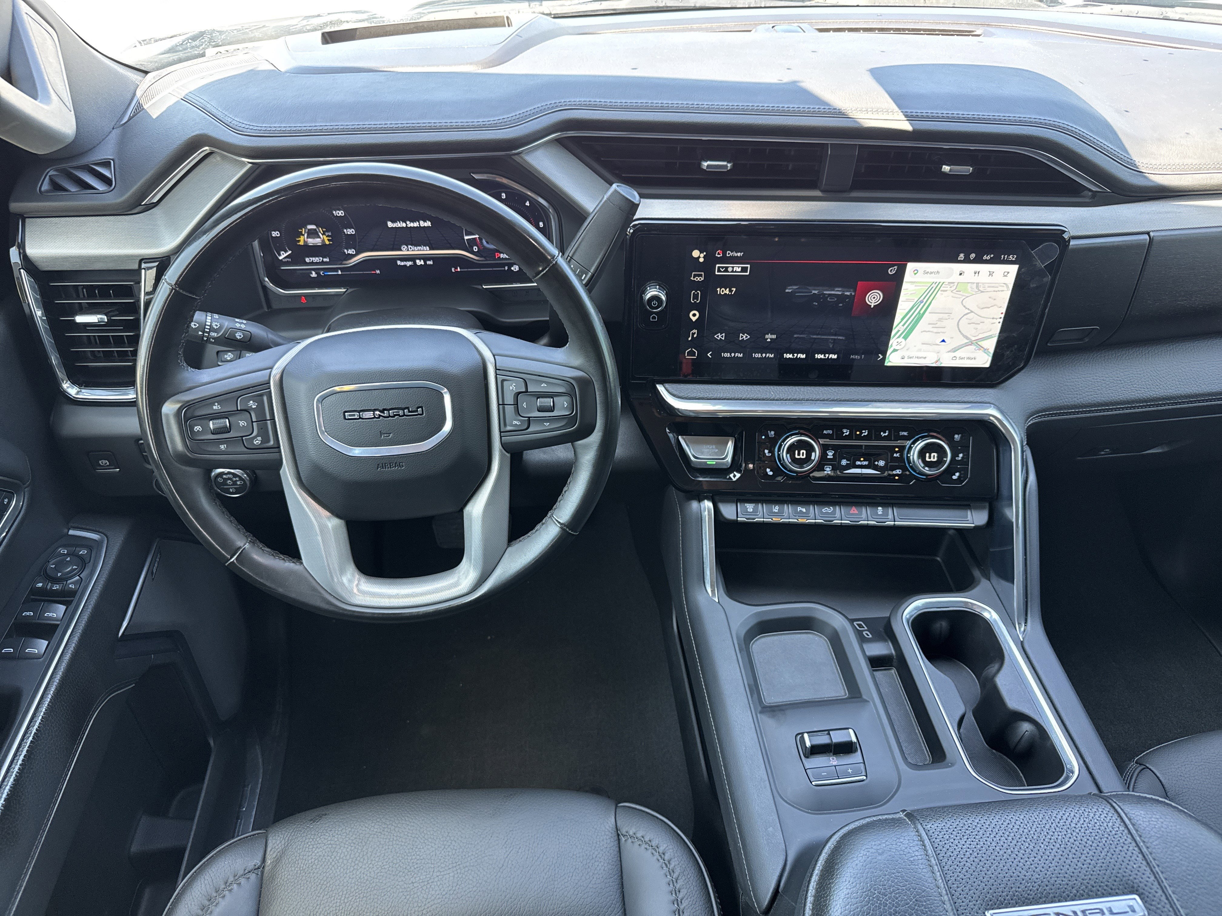 Used 2024 GMC Sierra 3500 Denali w/ Denali Reserve Package AWD/4WD image 17