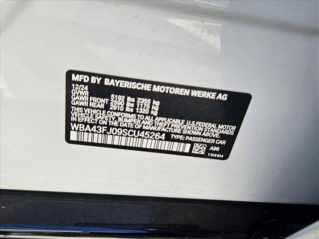 Used 2025 BMW 530i w/ M Sport Package image 24