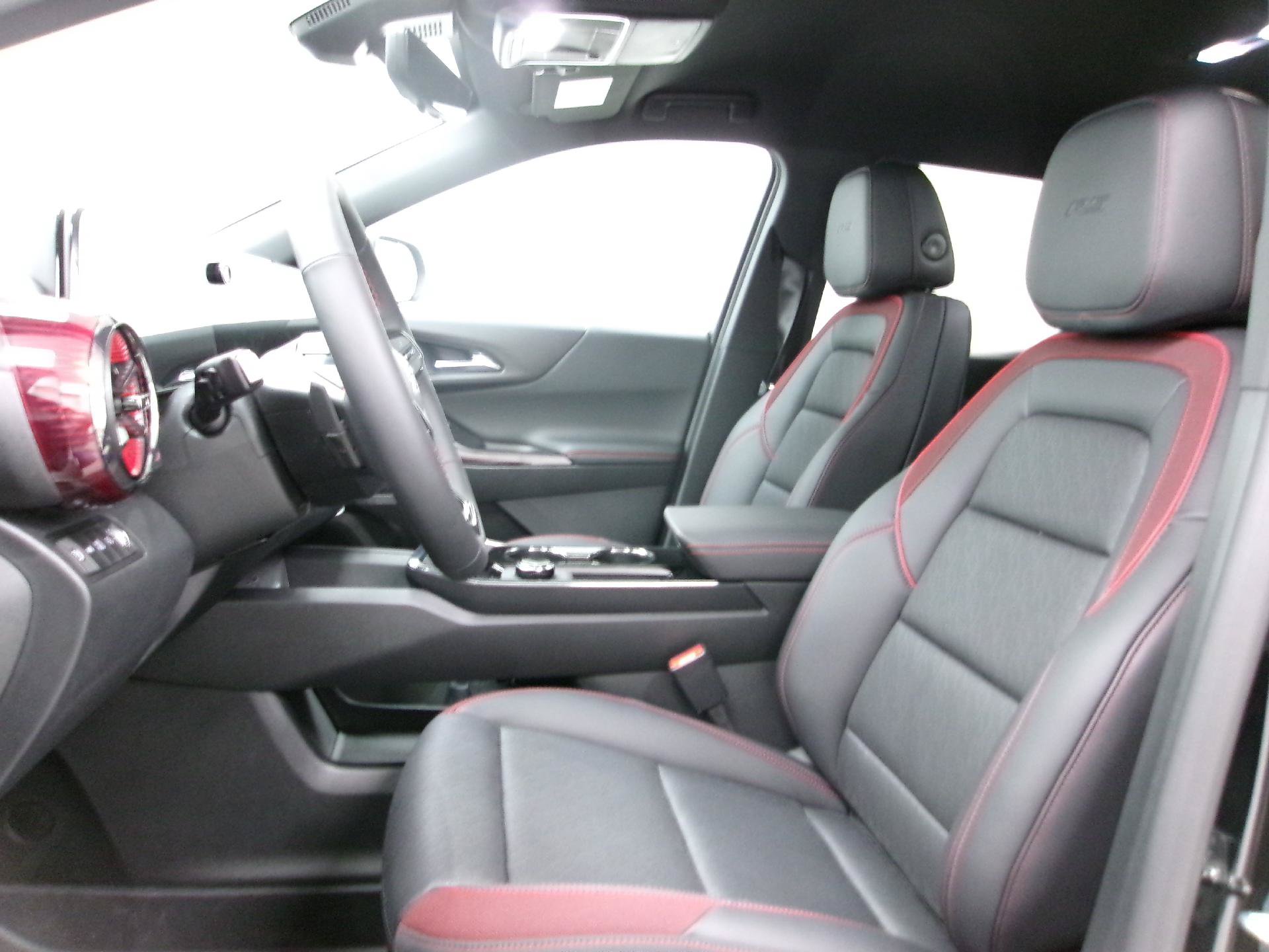 New 2027 Chevrolet Equinox RS w/ Safety and Technology Package AWD/4WD image 9