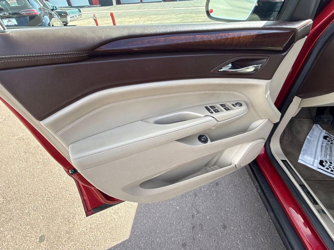 Used 2010 Cadillac SRX Premium AWD/4WD image 21