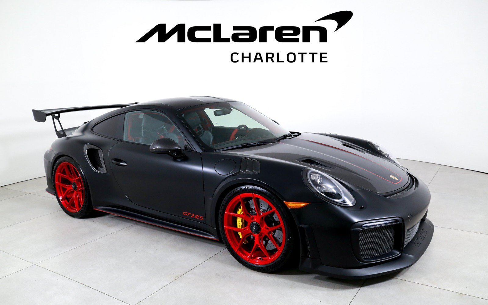 Used 2018 Porsche 911 GT2 RS RWD image 2