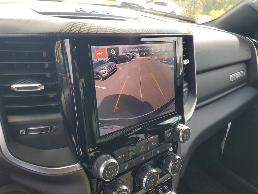 New 2025 RAM 1500 4x4 Crew Cab image 16