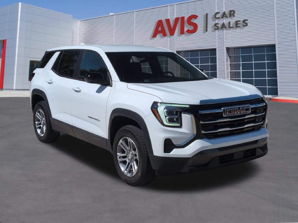 Used 2026 GMC Terrain Elevation FWD image 3