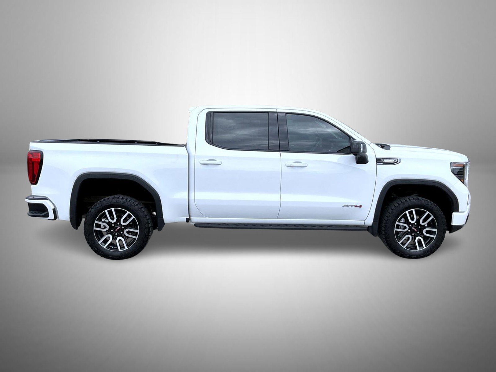 Certified 2025 GMC Sierra 1500 AT4 w/ AT4 Premium Package AWD/4WD image 4