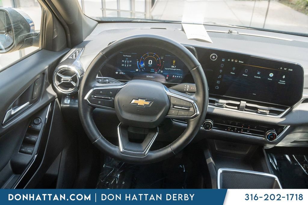 Used 2025 Chevrolet Equinox LT FWD image 5