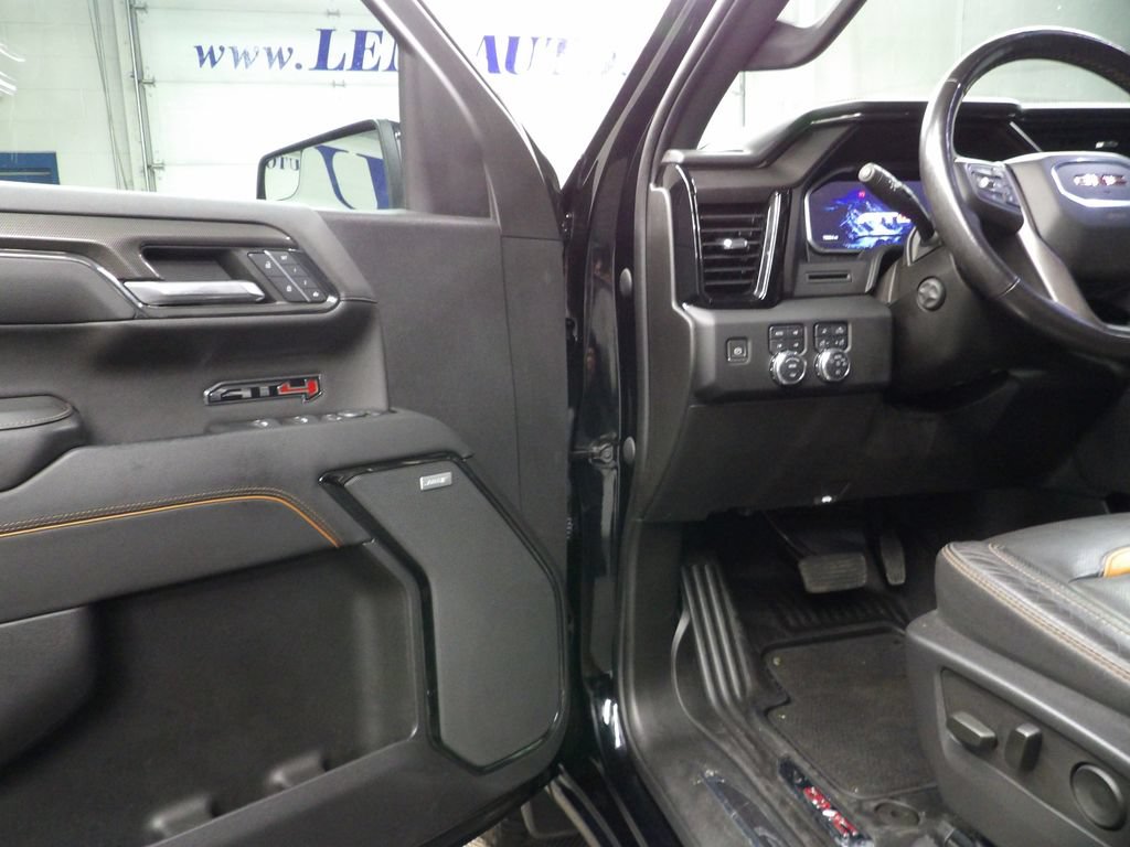 Used 2022 GMC Sierra 1500 AT4 AWD/4WD image 41