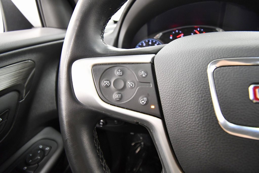 Used 2024 GMC Terrain SLT image 20