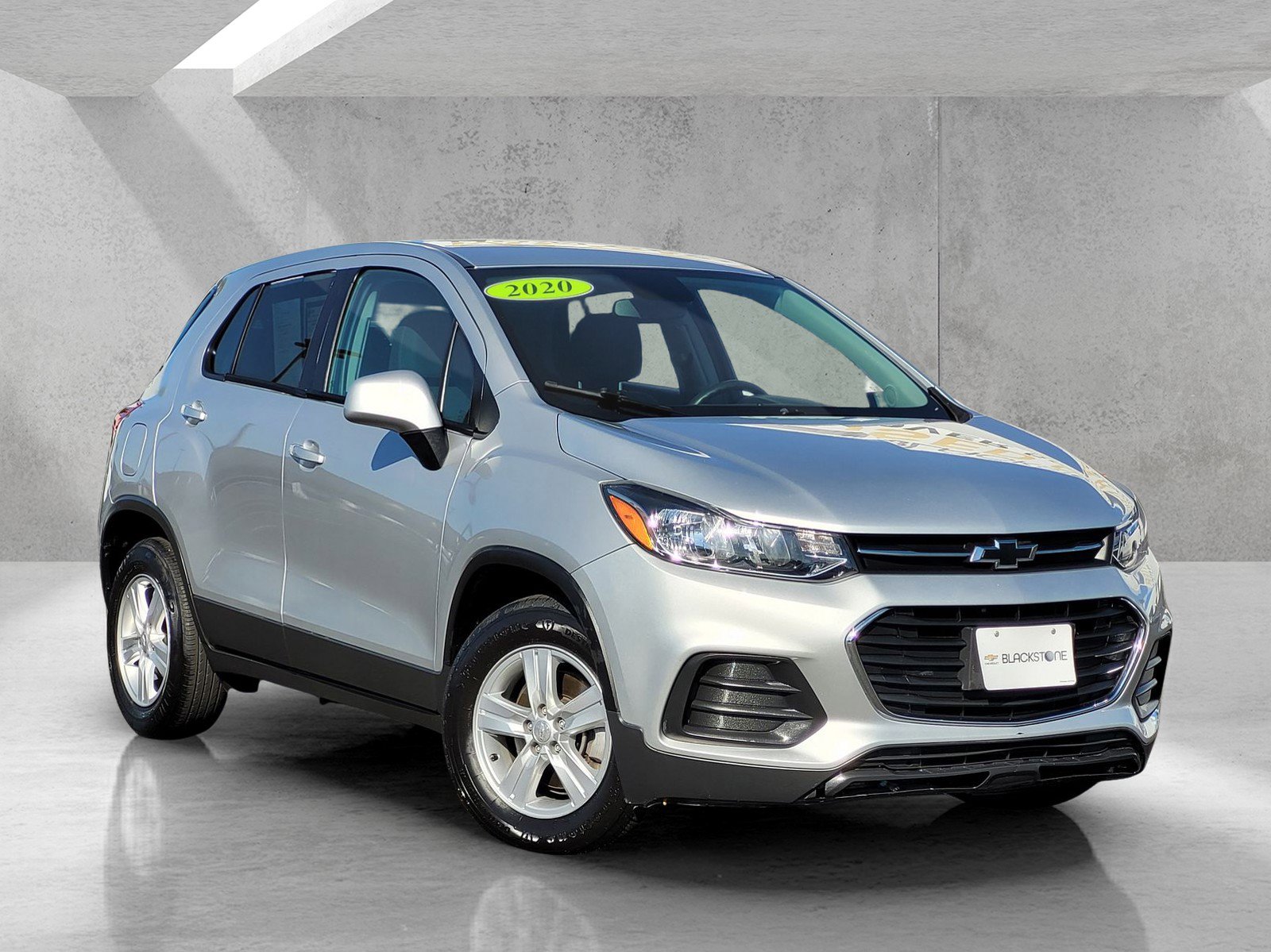 Used 2020 Chevrolet Trax LS w/ Tint and Cruise Package FWD image 1
