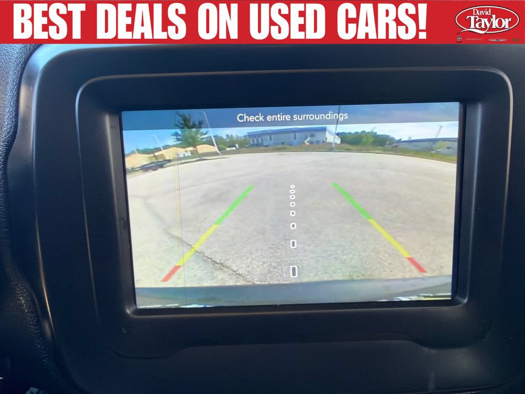 Used 2018 Jeep Renegade Latitude FWD image 13