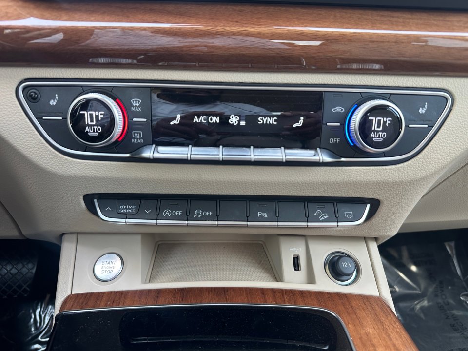 Certified 2023 Audi Q5 2.0T Premium w/ Convenience Package image 18