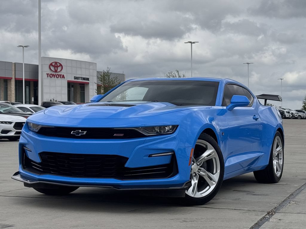 Used 2023 Chevrolet Camaro SS RWD image 2