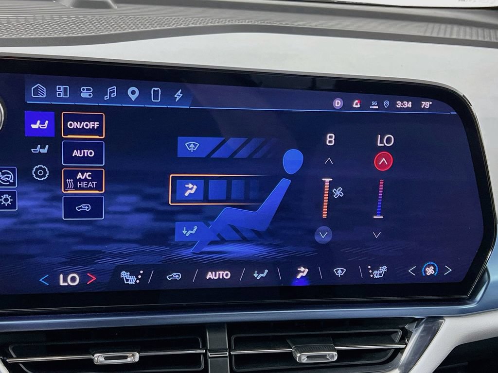 New 2026 Chevrolet Equinox EV LT FWD image 16