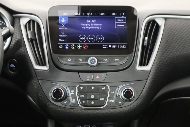Used 2024 Chevrolet Malibu LT FWD image 25