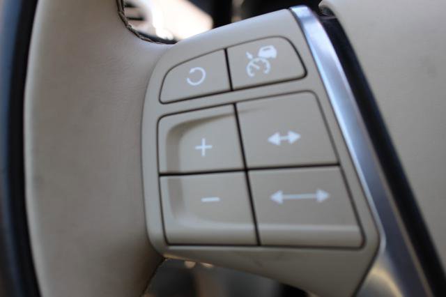 Used 2015 Volvo XC60 T5 AWD/4WD image 16