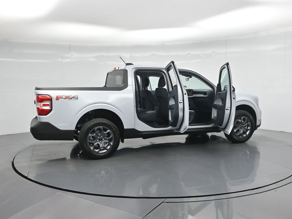 New 2025 Ford Maverick XLT w/ XLT Luxury Package image 4